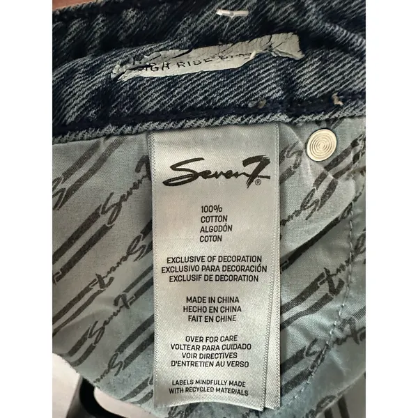Seven7 Gusset High Waist Ankle Barrel Jeans in a medium-blue wash Size 8 - Image 5