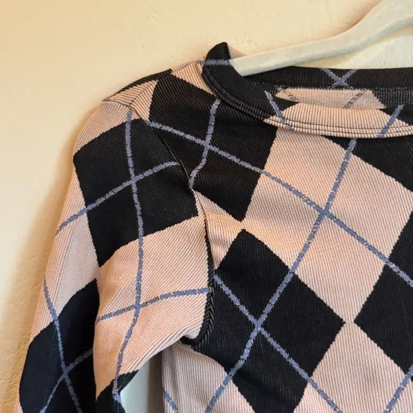 Out From Under Urban Outfitters Argyle Cropped Cardigan Beige Black XS S - Image 3