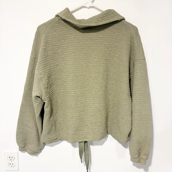 Lululemon Size XS/Small Textured 1/2 Zip Pullover Rosemary Green Sweatshirt - Image 6