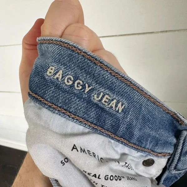 American Eagle Women’s 6 Baggy Jean - Image 6