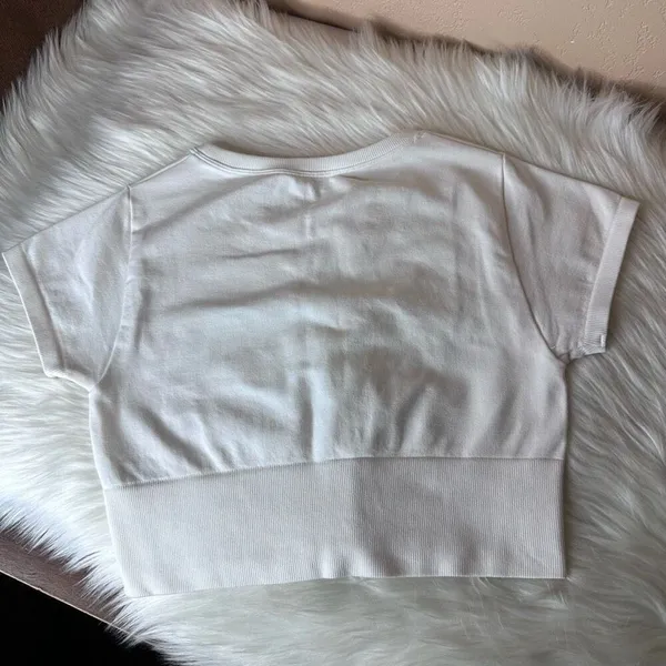 OFFLINE By Aerie Sidewalk Seamless Cropped T-Shirt Size Medium - Image 12