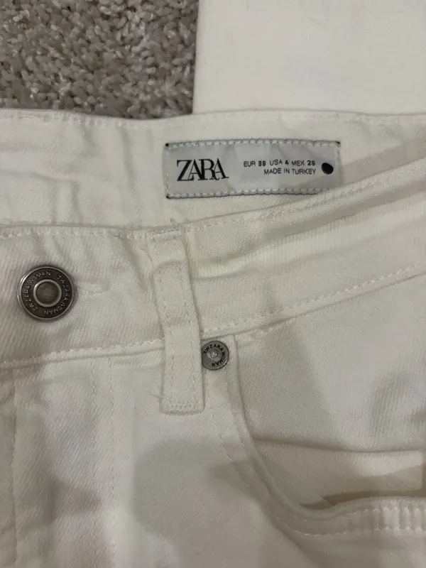 ZARA White Straight-Leg Jeans - Image 2