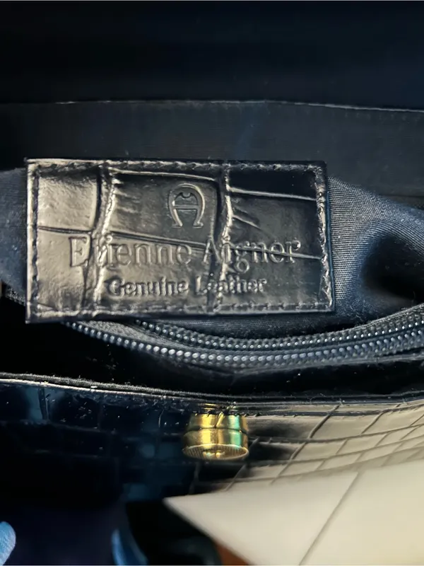 Etienne Aigner Vintage Black Croc-Embossed Leather Shoulder Bag Handbag - Image 10