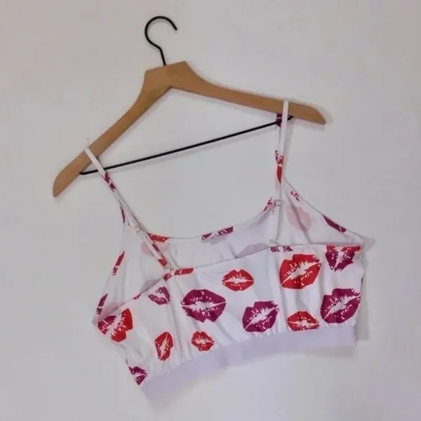 NEW!! HOT LIPS Lipstick Kiss Cropped Loungewear Two Piece Set Top Shorts XXL 2XL - Image 7