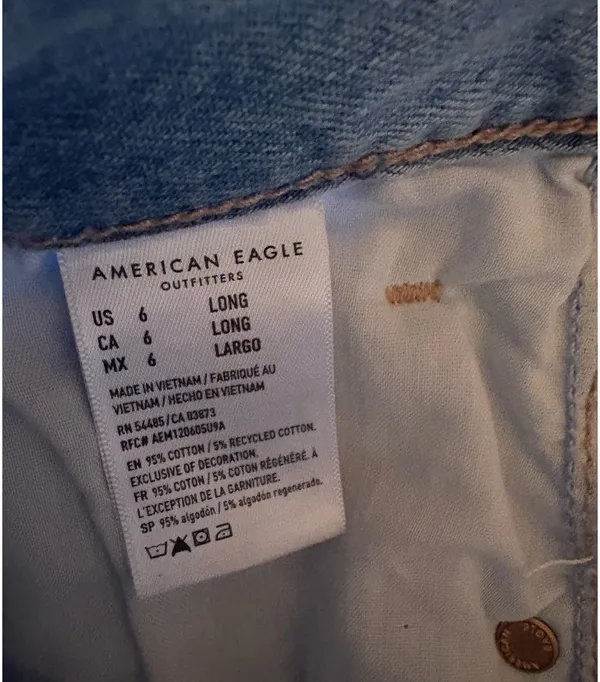 American Eagle Outfitters Tomgirl Jeans - Image 4
