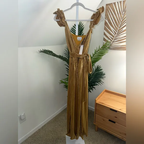 SAYLOR IMARA MAXI GOLD PLEATED DRESS SZ xs‎ - Image 2