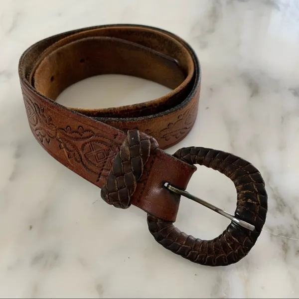 Beautiful Vintage Leather Belt Brown - Image 5