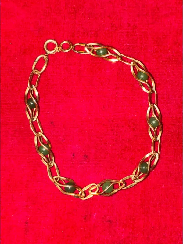 Vintage Signed KREMENTZ Gold Overlay & Green Jade Bead Bracelet 7.75” - Image 2