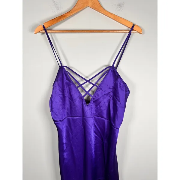 Frederick's of Hollywood Maxi‎ Slip Dress Womens Small Purple Satin sexy V-Neck - Image 2