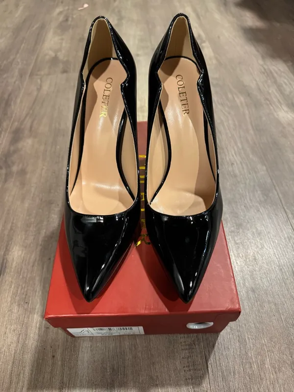 Coleter Black Patent Pointed Toe Pumps Size 8 - Image 3