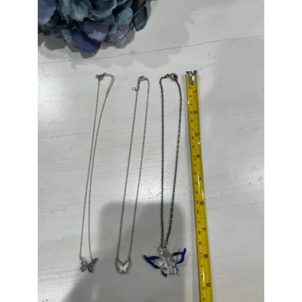 Necklace Lot: 3 Butterfly Silver Tone Pendant Chain‎ Jewelry - Image 5