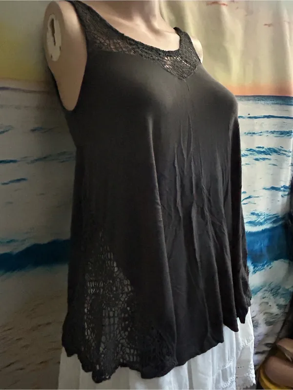 American Eagle Charcoal Black Crochet Trim Sleeveless Tank Top XXS - Image 4
