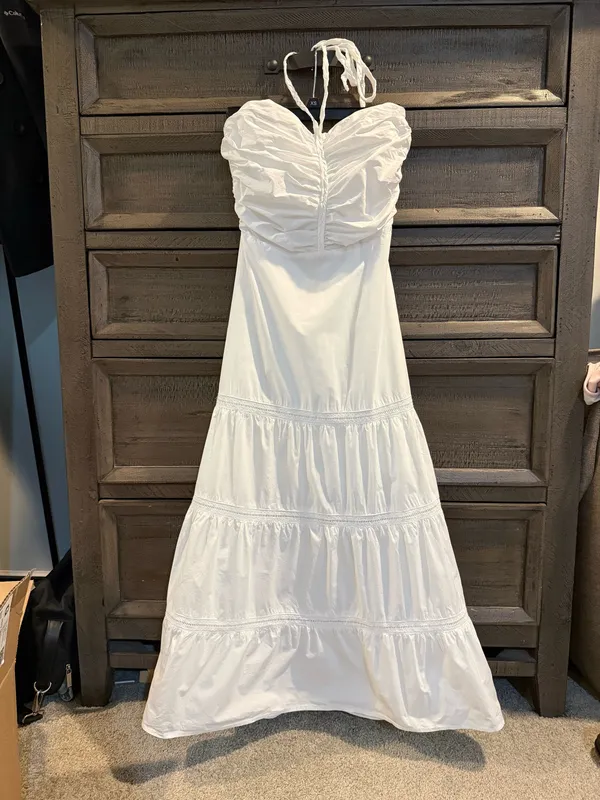 White Maxi Dress Baby Pink Brand - Image 3