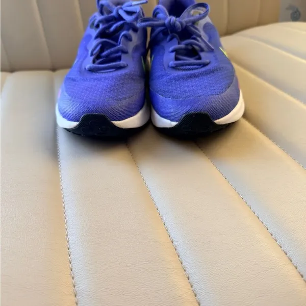 Nike Purple Sneakers 5Y Womens 6.5 Revolution 7 (GS) road running shoes - Image 8