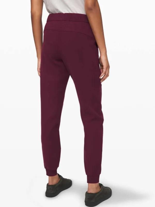 Lululemon On The Fly‎ Maroon Joggers Sz 6 - Image 4