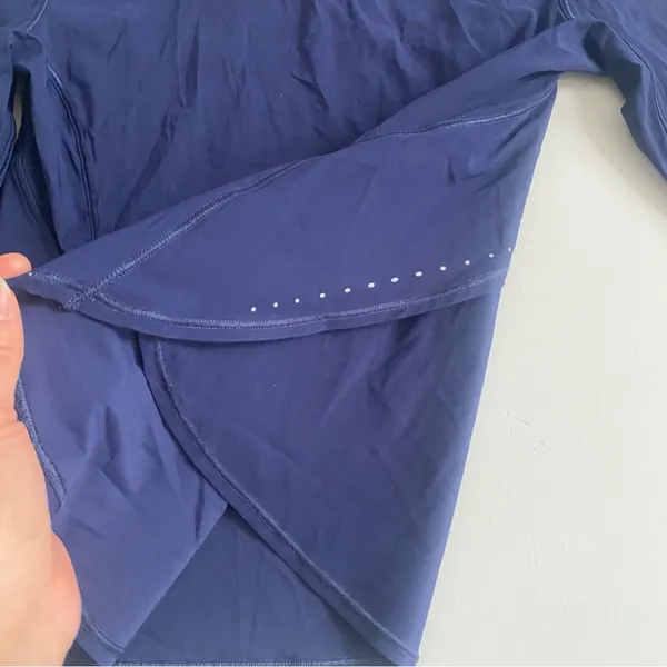Lululemon Sunaway Runaway Blue tee - Image 2