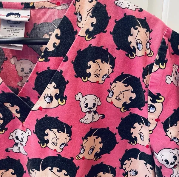 Retro Betty Boop Scrub Nursing Top Medical Pink Cartoon M Scrubs Nurse - Image 2