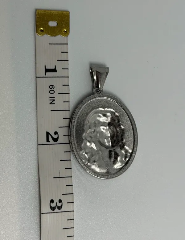 Religious Christ face Pendant - Image 5