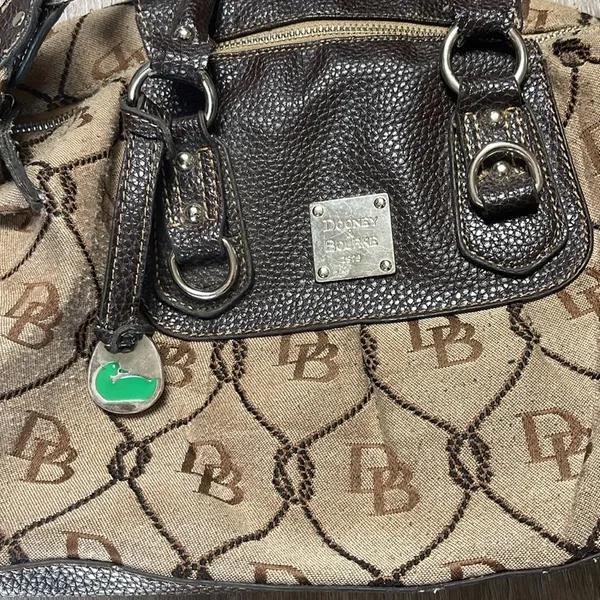 Dooney & Bourke Vintage Hand/Shoulder Bag - Image 3