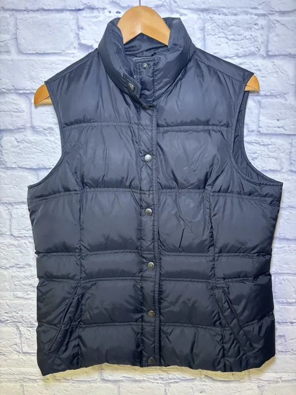 Lands' End Women’s Medium puffer Vest Black 80% Down 20% Feathers Winter - Image 2