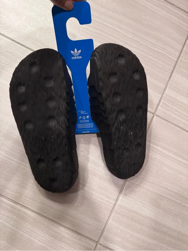 Adidas black ADILETTE 22 Slip On Slides - Image 5