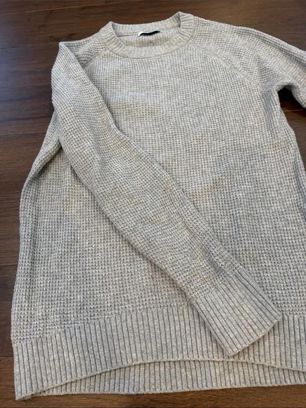 Old Navy Women’s So Soft Crewneck Waffle Knit Sweater Gray - Small Tall - C1-345 - Image 4