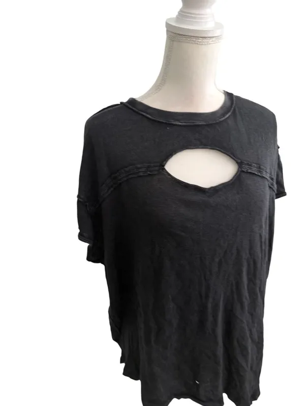 WE THE FREE Black Cutout Short Sleeve Top Size Medium - Image 2