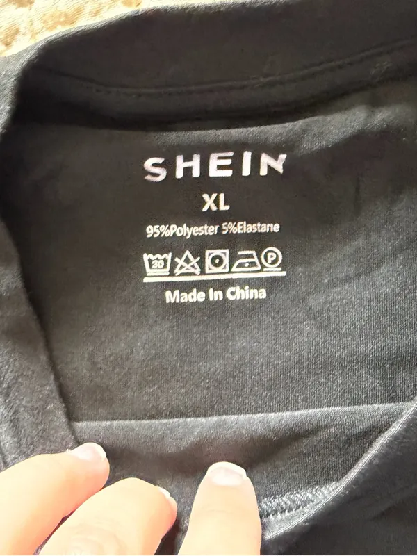 SHEIN Y2K Black Crop Top Baby Tee - Image 3