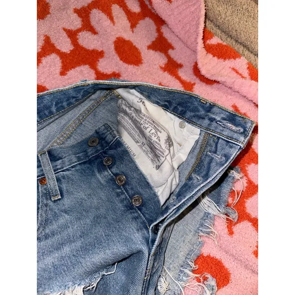 Levi's jean shorts - Image 4