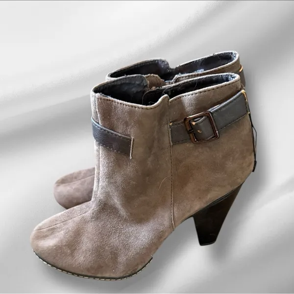 Euro Soft by Sofft Suede Heeled Booties as is‎ - Image 5