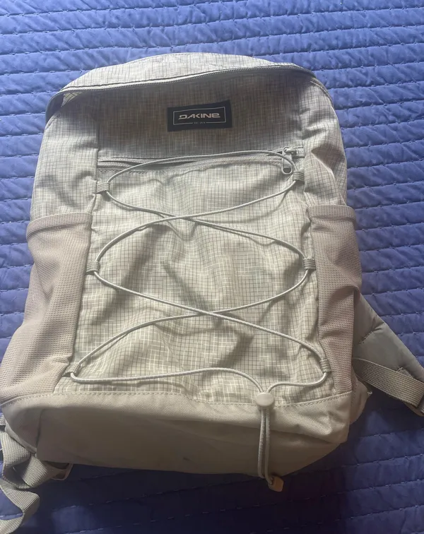 Dakine Backpack - Image 2