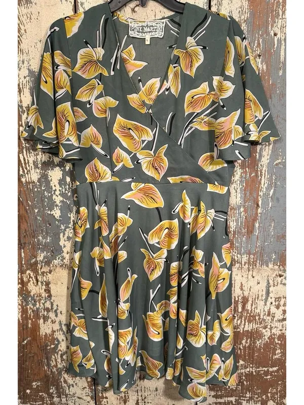 Pink Martini size Large Garden of Love dress Modcloth Green yellow Floral - Image 3