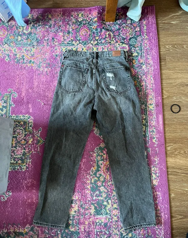 Urban Outfitters Jeans - Image 4