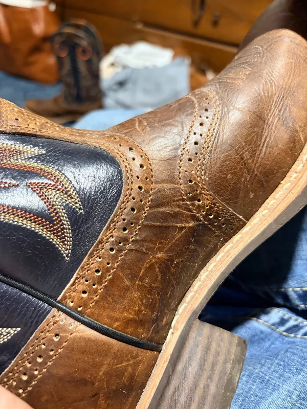 Men’s Ariat Boots  - Image 4