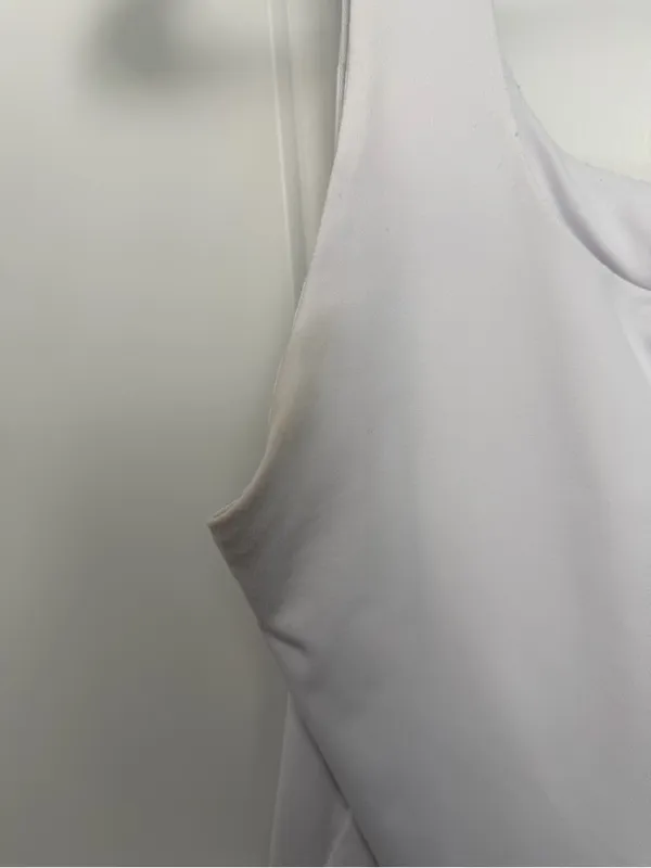 ReoRia White Square Neck Crop Tank Size L - Image 6