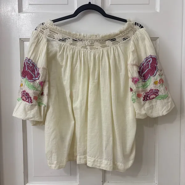 Free People Embroidered Bohemia Blouse XS Festival Ethereal Boho Floral - Image 4