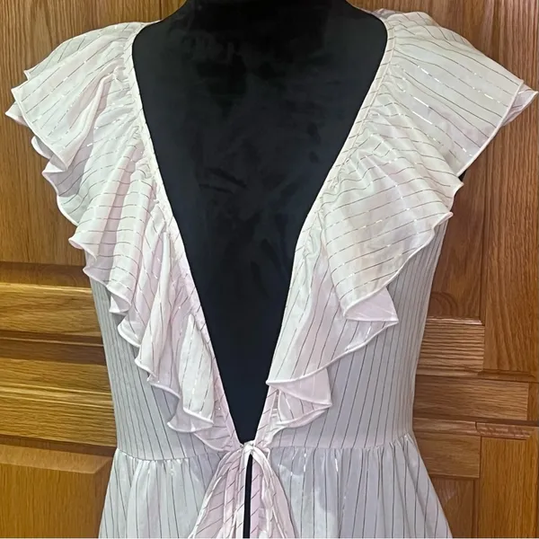Victoria's Secret Dream Angels Sheer Satin Ruffle Kimono Robe Pink‎ & Rose Gold - Image 6