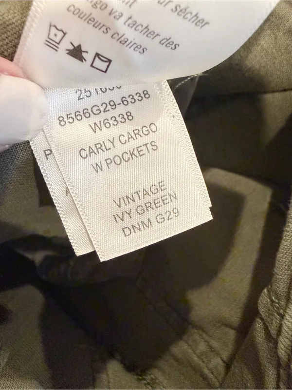 ANTHROPOLOGIE‎ PAIGE Carly Cargo Pants in Vintage Ivy Green Wide Leg Denim - Image 8