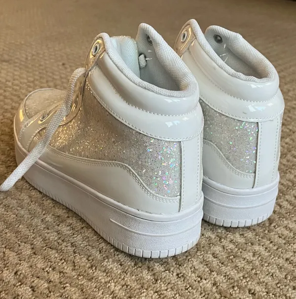 Sparkly White Platform High Top Shoes Size 8 - Image 3