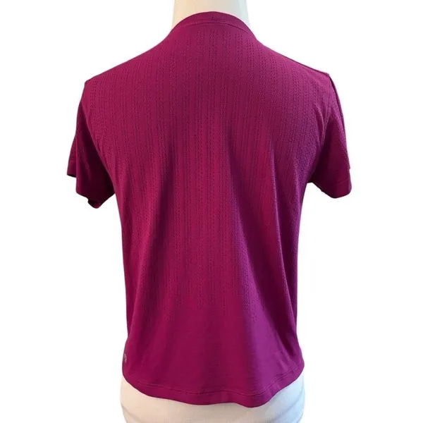 Lululemon Train to Be Short Sleeve *Stripe Rain Stripe Deep Fuschia - Image 4