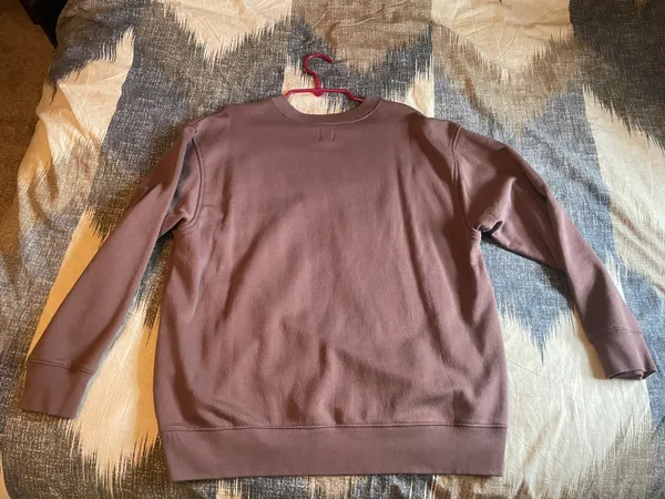 Gap Crewneck - Image 2