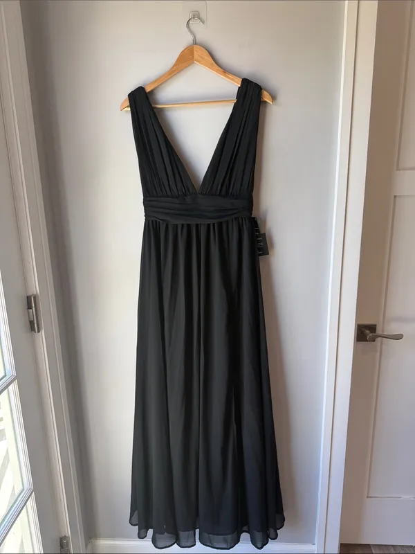 NWT Lulus Elegant Goth Sleeveless Maxi Party Dress - Image 2