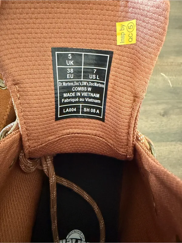 Dr. Martens NEW Women's Combs W Utility Boot Size 7 #267006 - Image 7