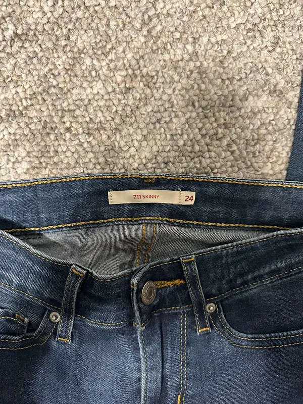 Levi’s Jeans 711 Skinny - Image 4