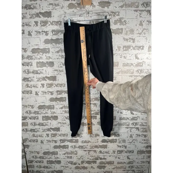 Lululemon | women black athletic joggers size 4 - Image 4