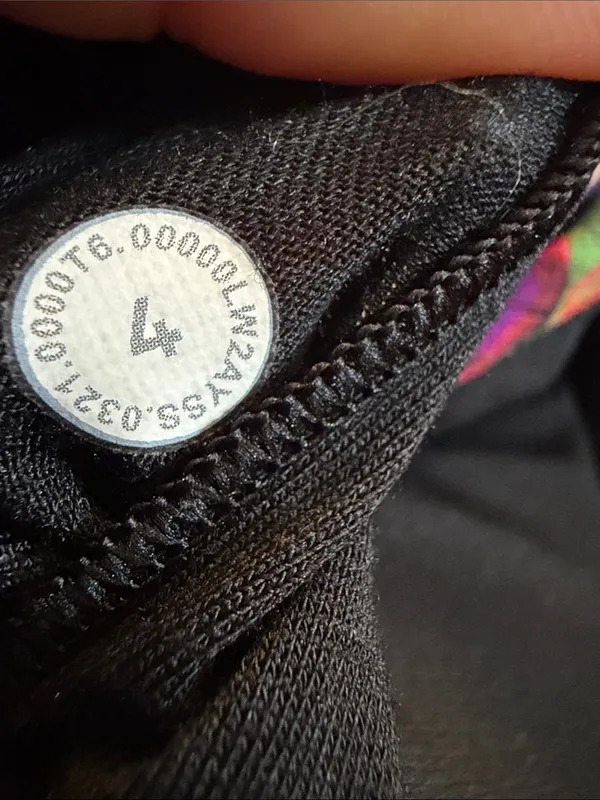 Lululemon Womens Size 4 Hyper Flow Pink Multi Energy Sports Bra - Image 5