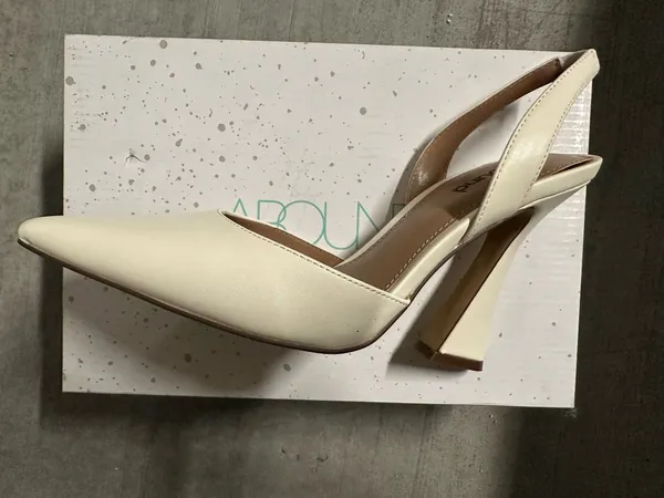 Slingback Heels White Size 6 - Image 3
