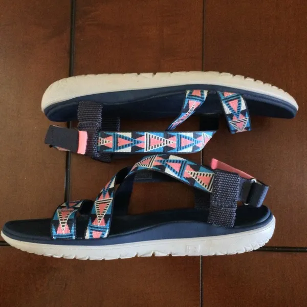 Teva Terra float livia navy sandals size 7 - Image 5