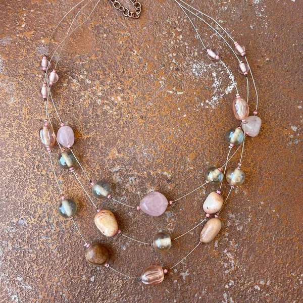 Beautiful wire stone beaded layered pastel color necklace - Image 3