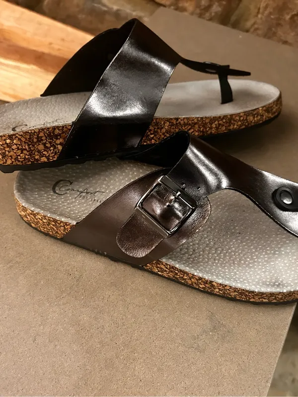 Comfort EST 1946 Women's Metallic Brown Cork Thong Sandals 9 - Image 2